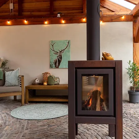 Oud-zilven לינה וארוחת בוקר