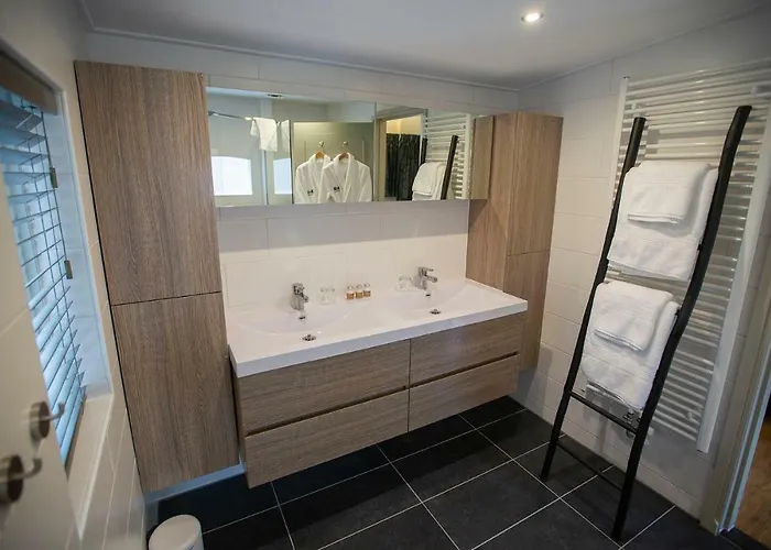 Oud-zilven Bed & Breakfast Loenen